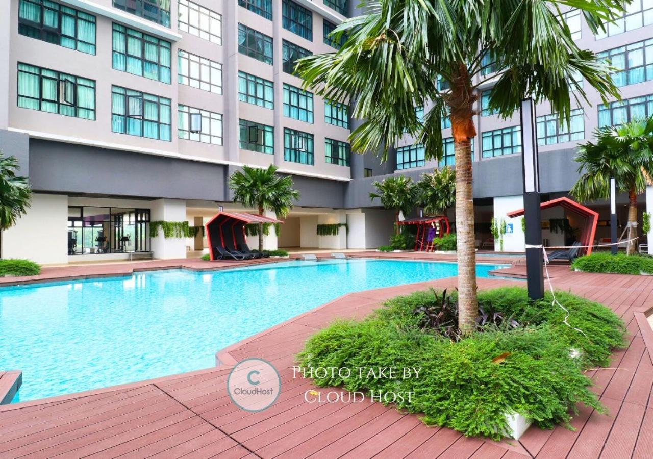 Conezion Near Ioi City Mall, Maeps Serdang, Putrajaya By Cloud Host Ngoại thất bức ảnh